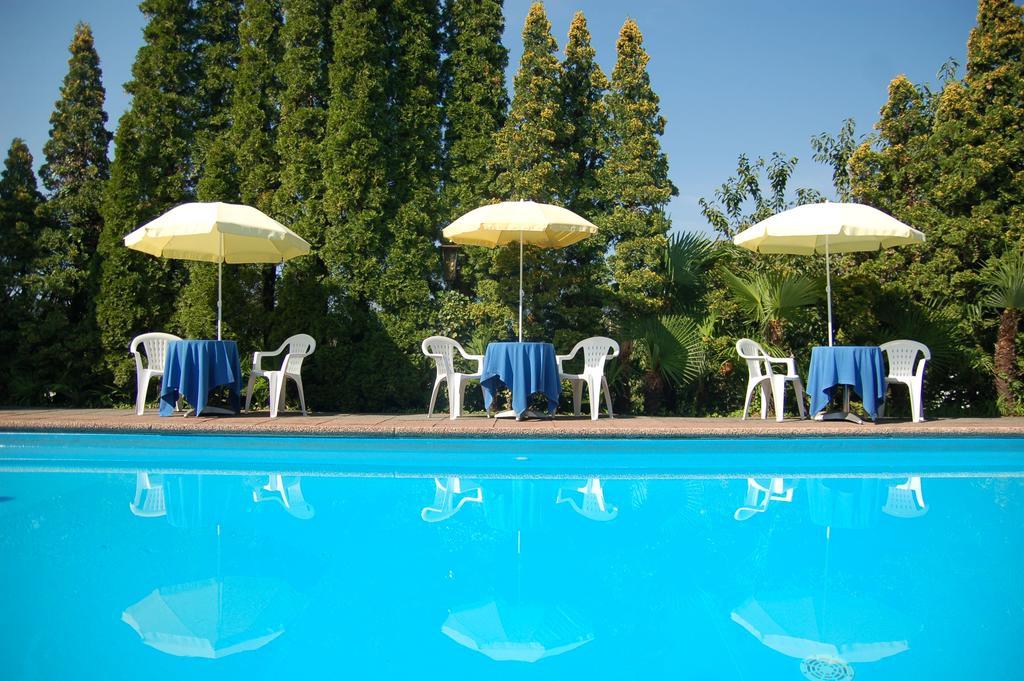 Hotel La Comanella Comano Exteriér fotografie